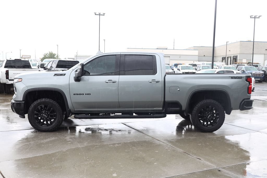 Used 2025 Chevrolet Silverado 2500 LTZ w/ Trail Boss Package AWD/4WD image 3