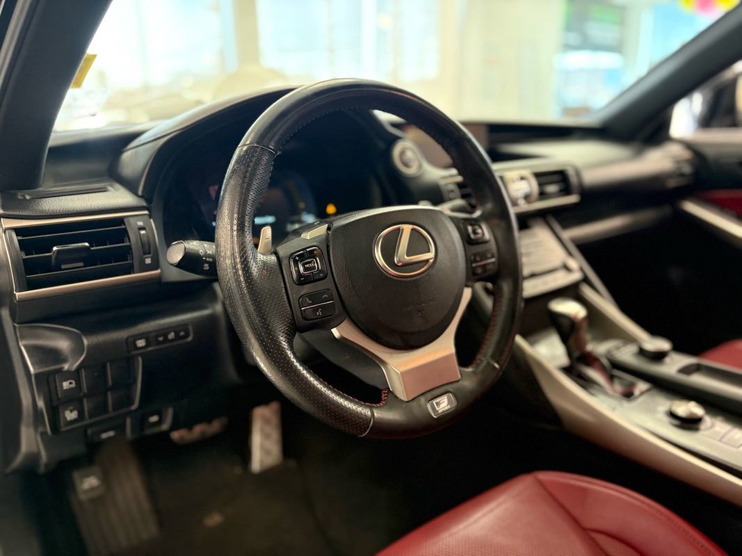 Used 2019 Lexus IS 300 F Sport w/ F Sport Package image 16