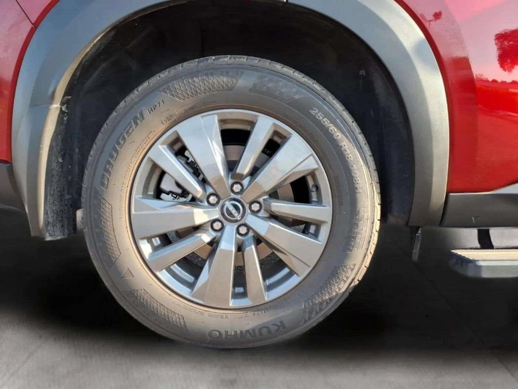 Used 2025 Nissan Pathfinder SV FWD image 20