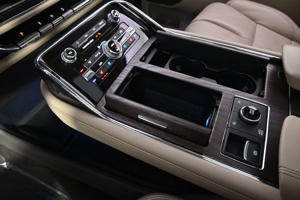 Certified 2023 Lincoln Navigator Reserve w/ Monochromatic Package image 33