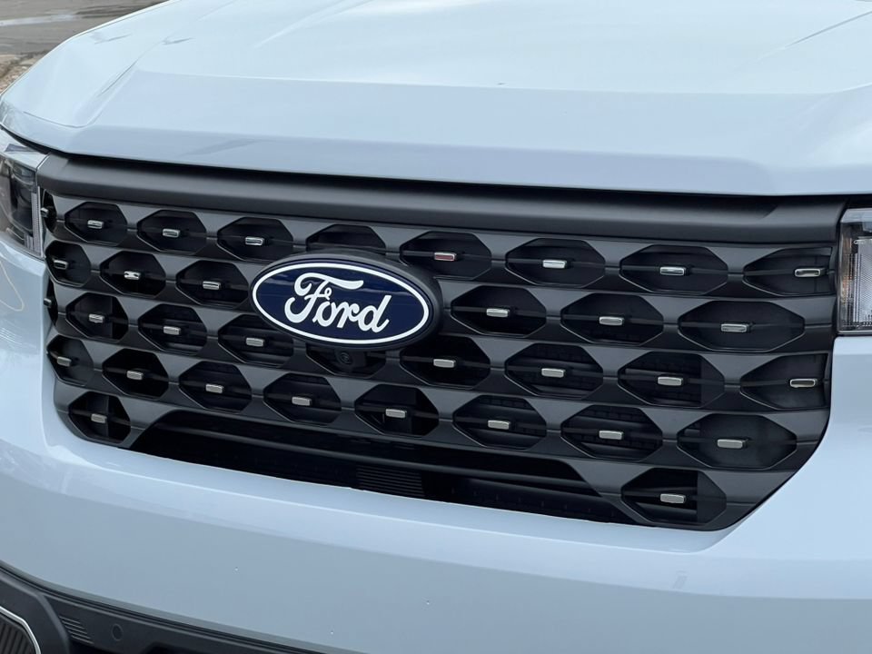 Used 2026 Ford Maverick Lariat w/ 4K Tow Package AWD/4WD image 36
