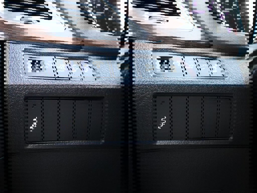 Used 2017 Hyundai Santa Fe Sport image 32