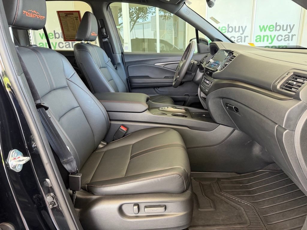 Used 2025 Honda Ridgeline TrailSport image 24
