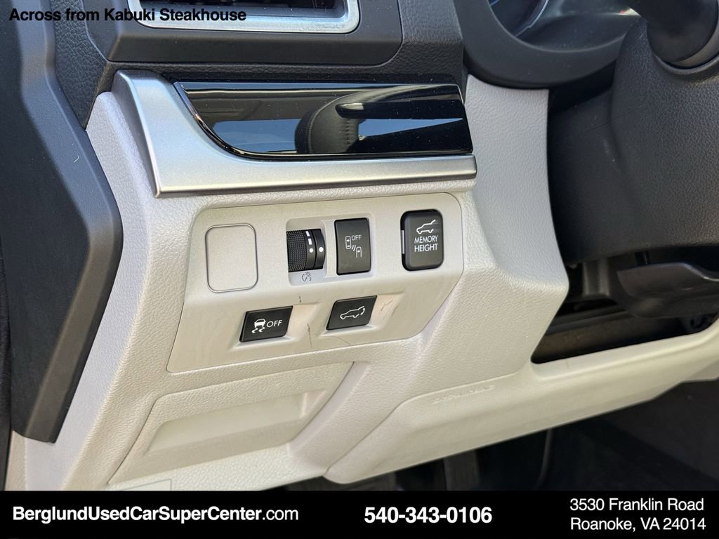 Used 2017 Subaru Forester 2.5i Limited w/ Popular Package #2 image 18