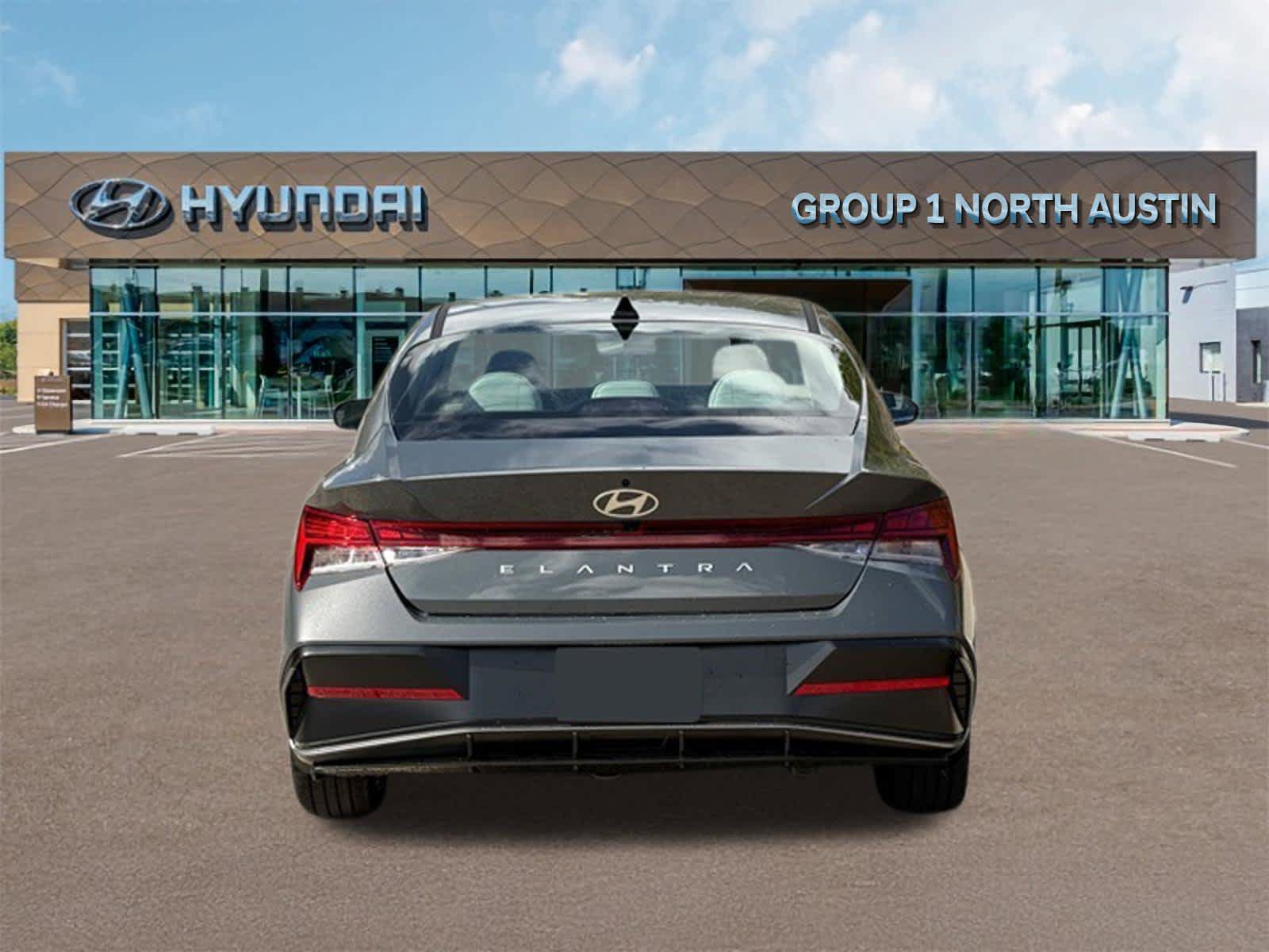 New 2026 Hyundai Elantra Limited FWD image 4