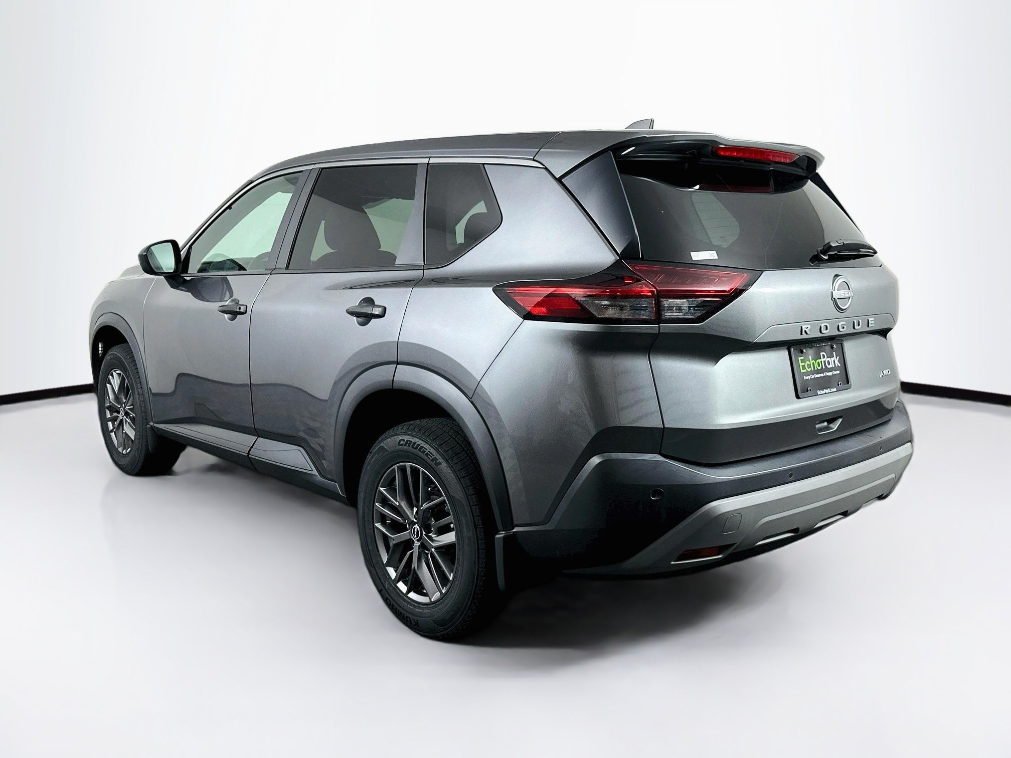 Used 2023 Nissan Rogue S AWD/4WD image 5