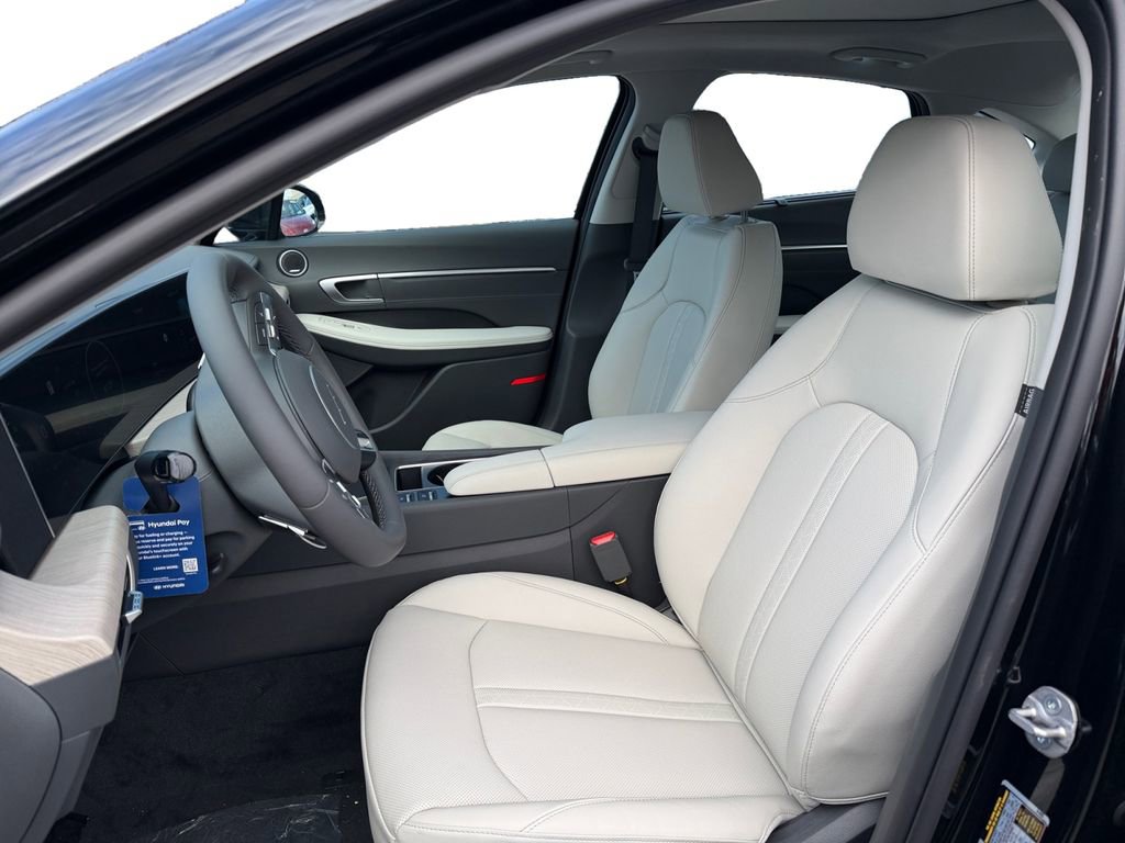 New 2026 Hyundai Sonata Limited image 9