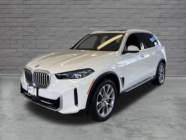 Used 2026 BMW X5 xDrive40i AWD/4WD image 3