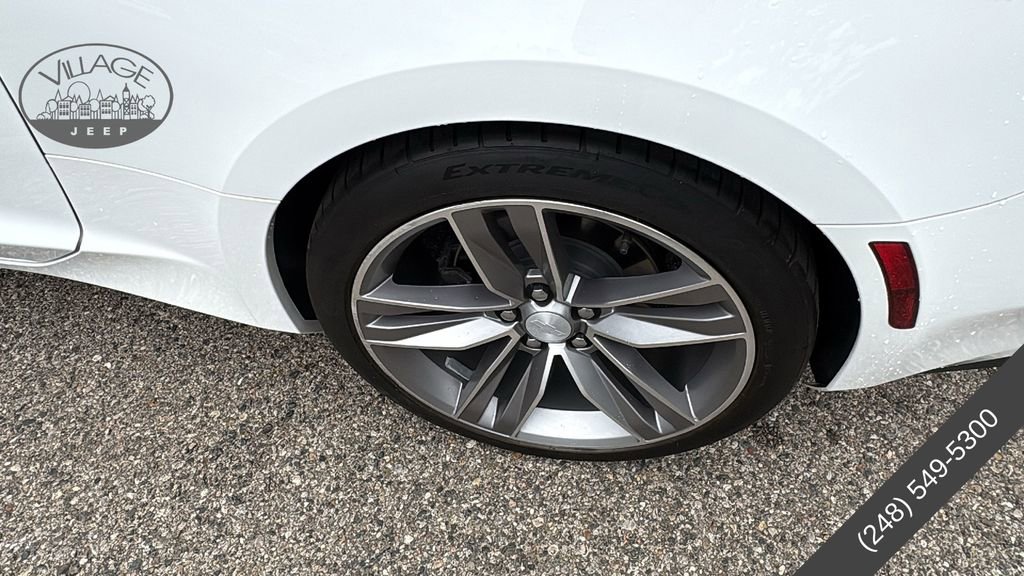 Used 2018 Chevrolet Camaro LT RWD image 23