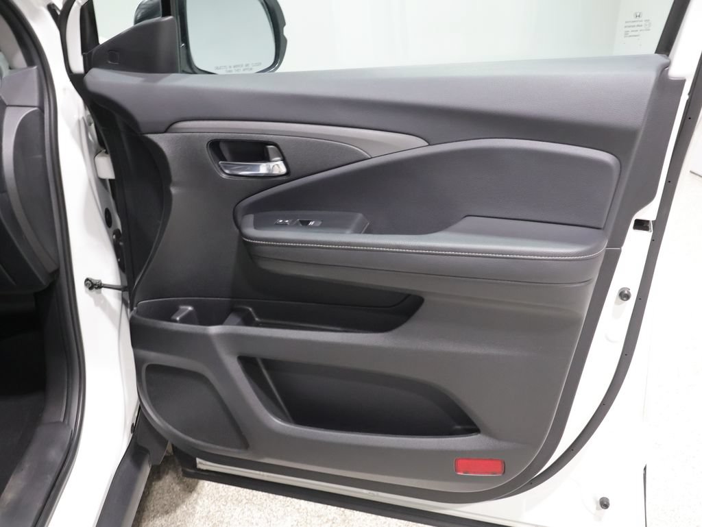 Used 2021 Honda Ridgeline RTL image 23