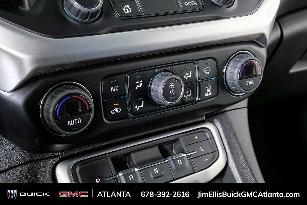 Used 2023 GMC Acadia SLT image 17