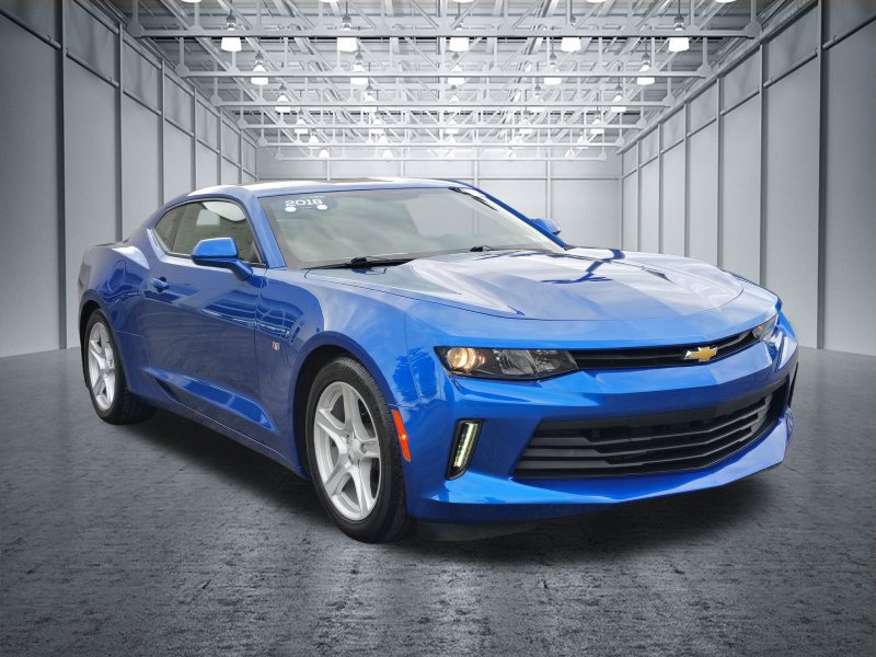 Certified 2018 Chevrolet Camaro LT RWD image 4