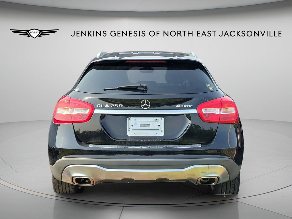 Used 2018 Mercedes-Benz GLA 250 4MATIC image 3