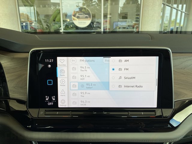 New 2026 Volkswagen Atlas SE AWD/4WD image 3