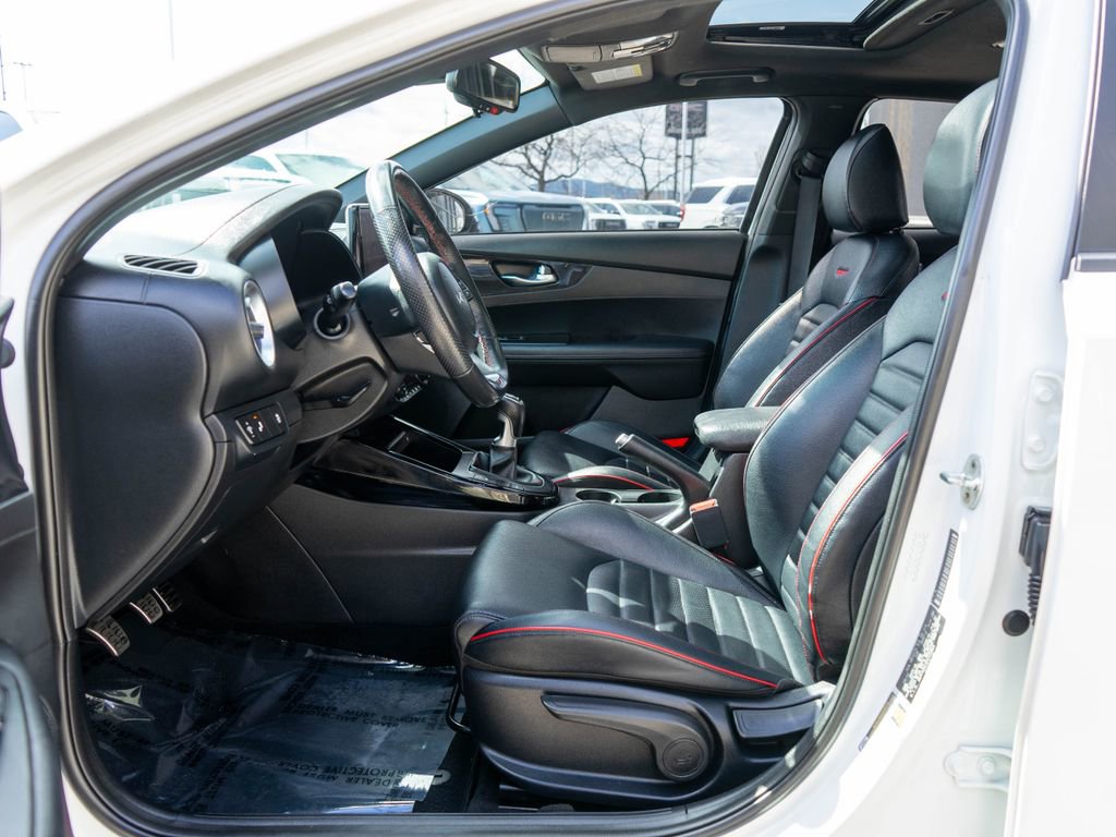 Used 2023 Kia Forte GT image 11