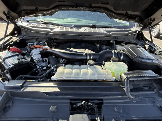 Used 2021 Ford F150 Platinum w/ Equipment Group 701A High image 8