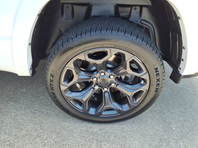 Used 2023 RAM 1500 Limited AWD/4WD image 18