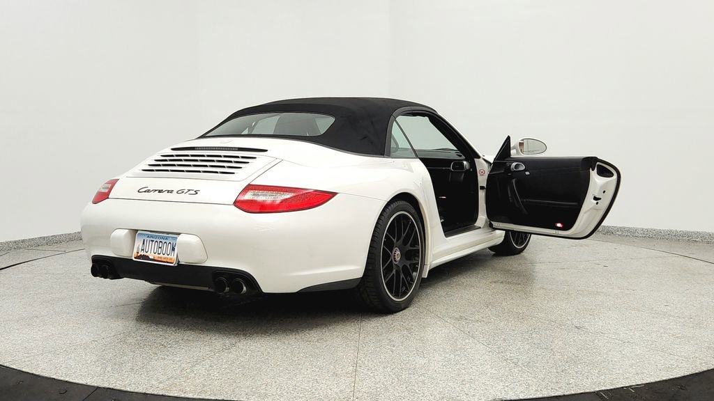Used 2012 Porsche 911 Carrera GTS RWD image 11