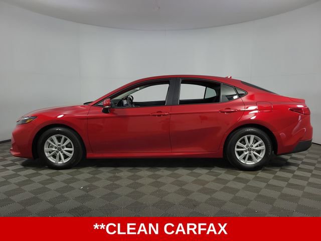 Used 2026 Toyota Camry LE image 5