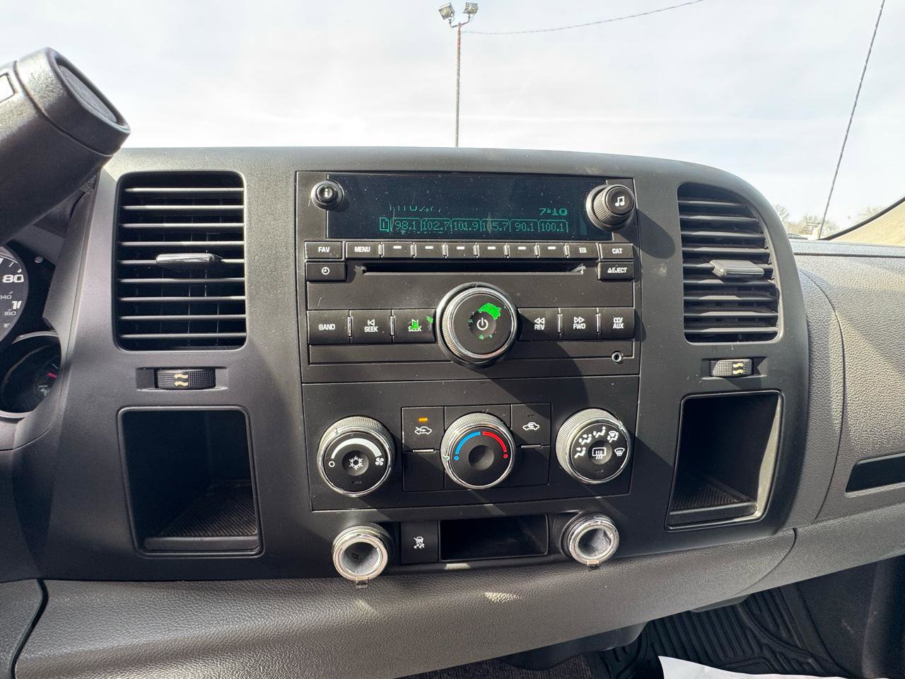 Used 2011 Chevrolet Silverado 1500 LS RWD image 13