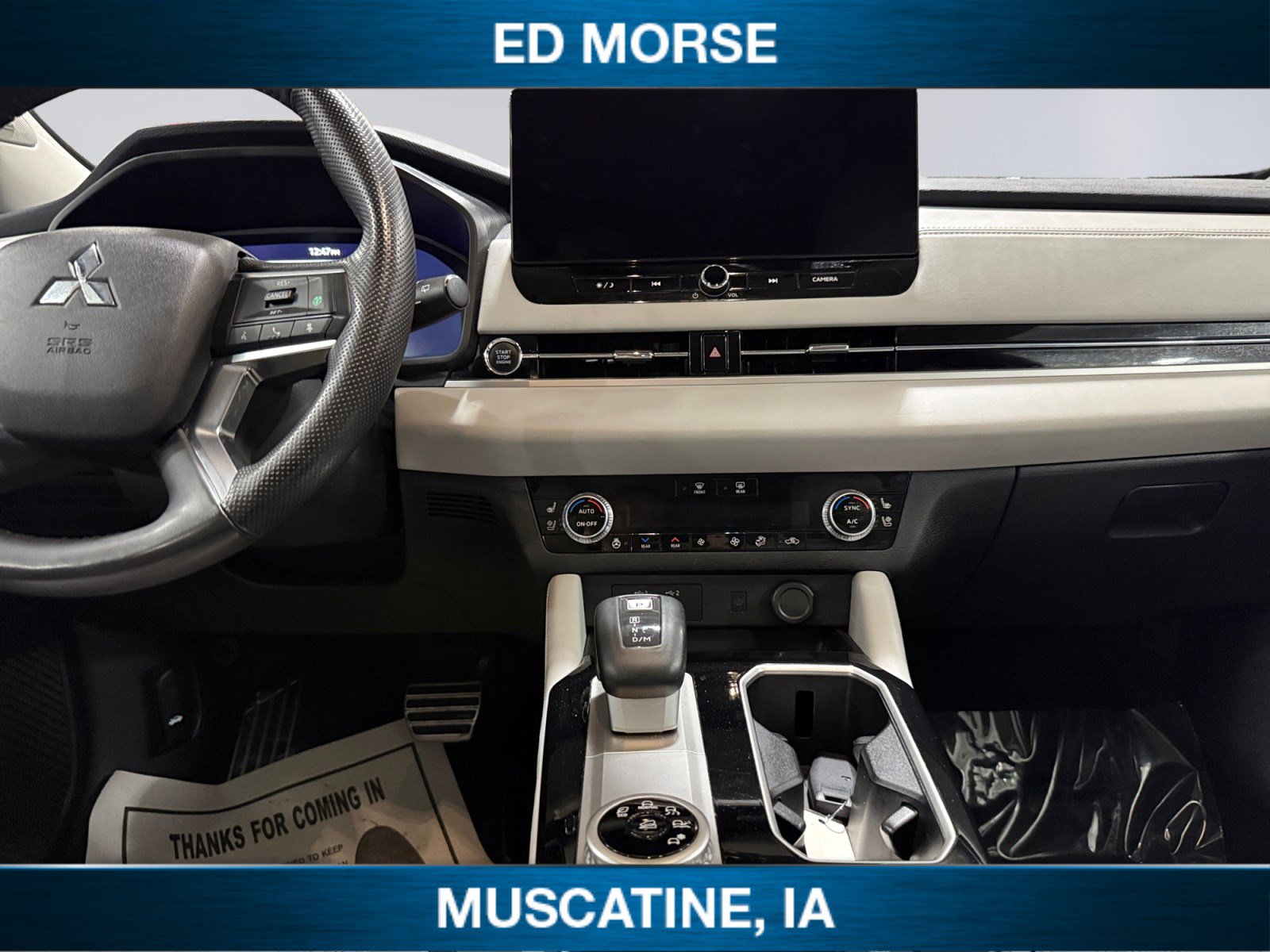 Used 2025 Mitsubishi Outlander SEL FWD image 11