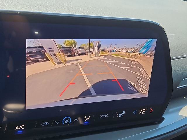 New 2027 Chevrolet Traverse LT w/ LPO, Cargo Package FWD image 15
