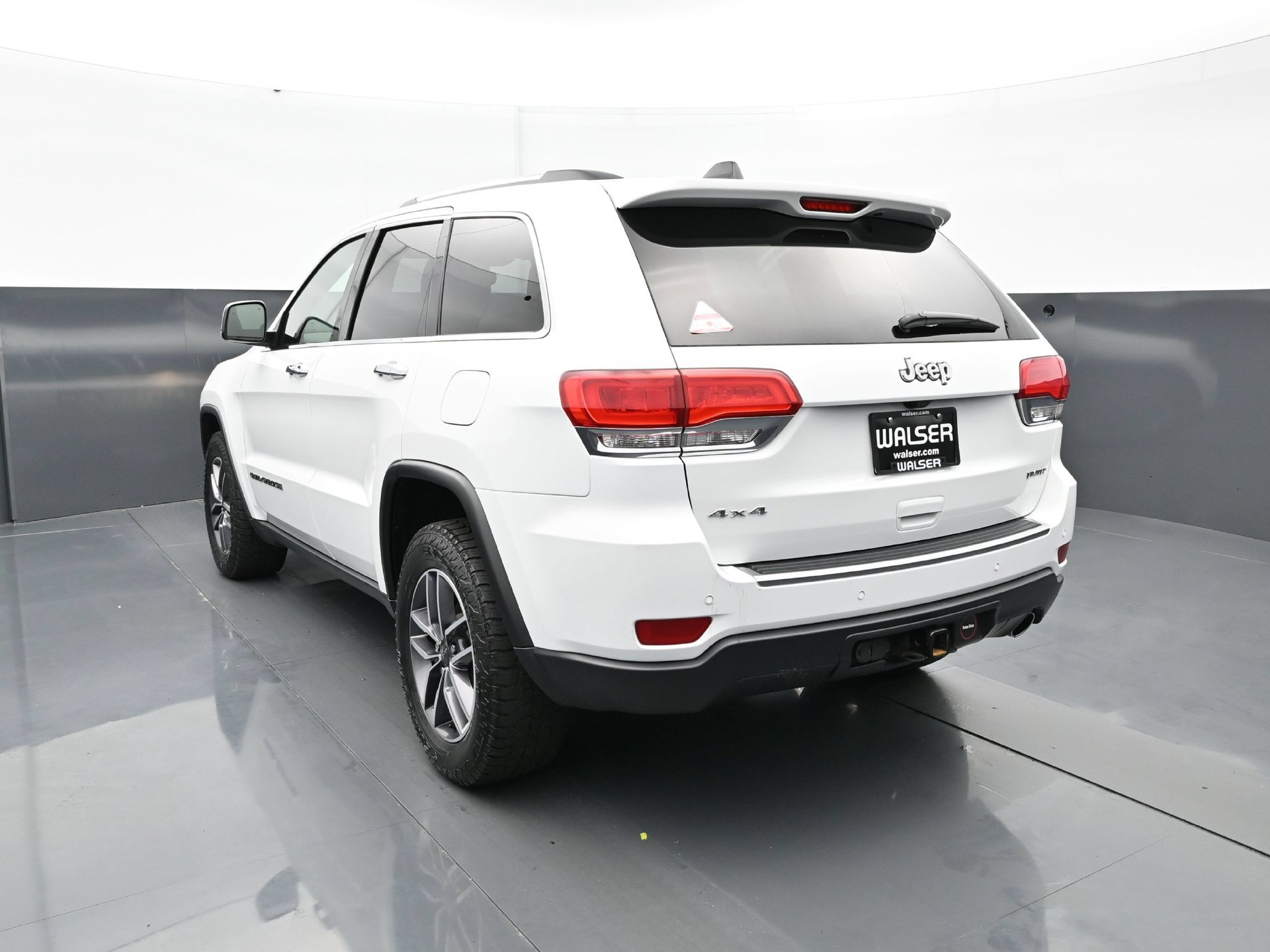 Used 2019 Jeep Grand Cherokee Limited w/ Trailer Tow Group IV AWD/4WD image 5