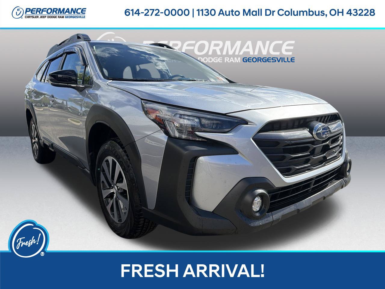 Used 2025 Subaru Outback Premium AWD/4WD image 1