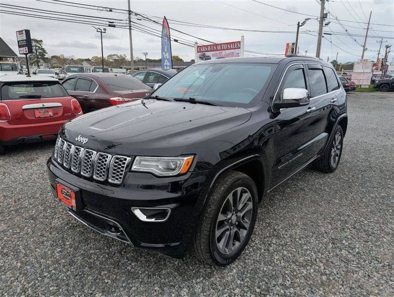 Used 2017 Jeep Grand Cherokee Overland AWD/4WD image 3