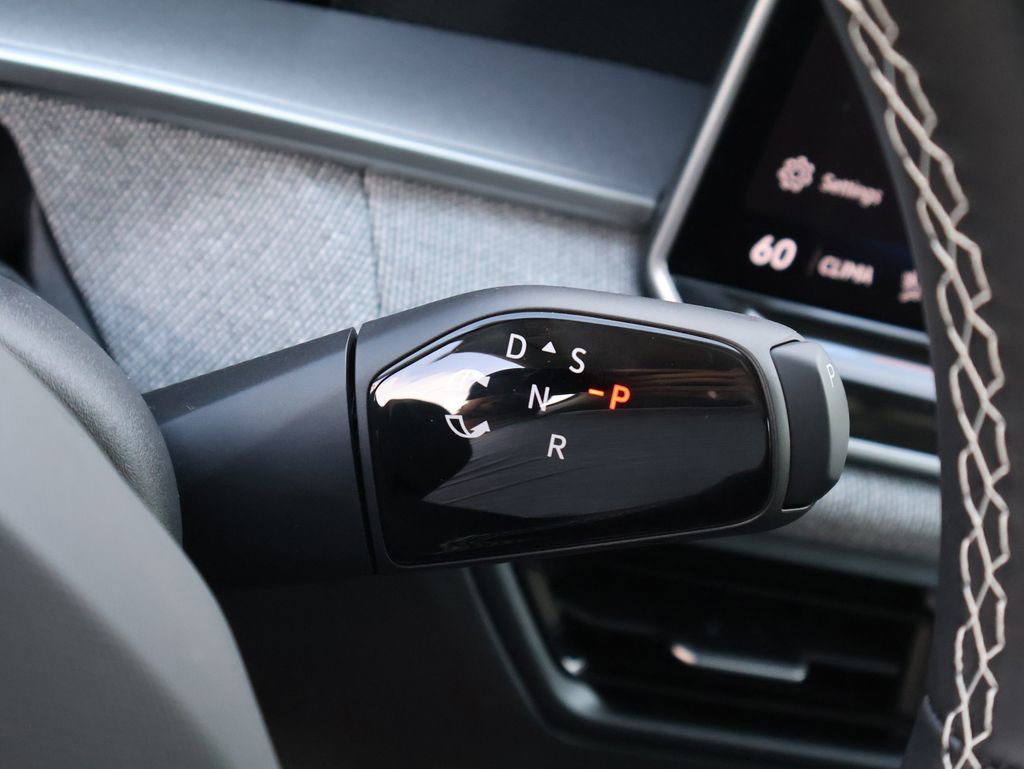 New 2025 Volkswagen Tiguan S image 33