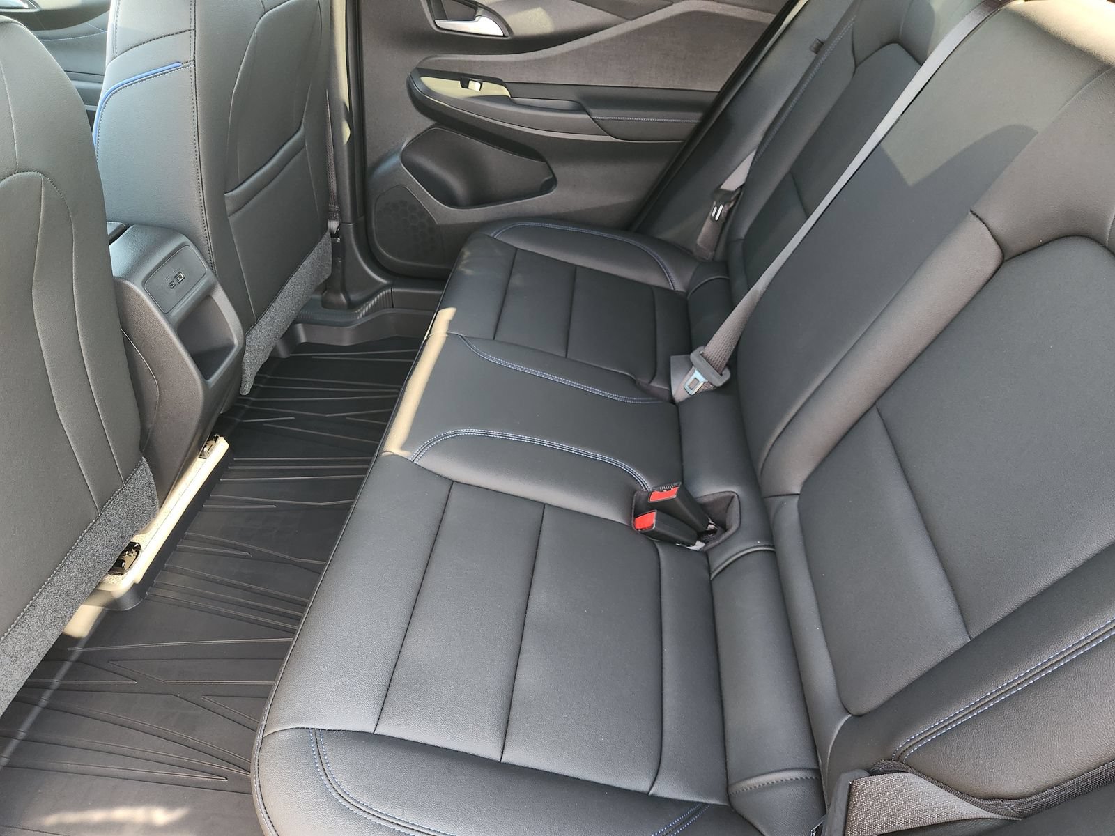 New 2026 Buick Envista Sport Touring w/ Convenience I Package FWD image 34
