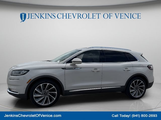 Used 2023 Lincoln Nautilus Reserve w/ Equipment Group 202A AWD/4WD image 10