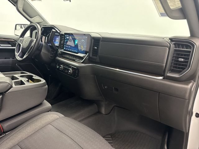 Used 2022 Chevrolet Silverado 1500 RST AWD/4WD image 30
