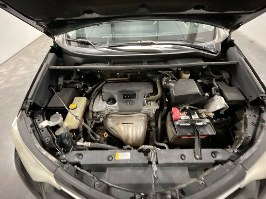 Used 2016 Toyota RAV4 LE image 26