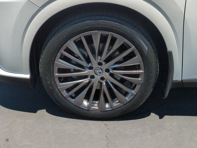 Used 2023 Lexus RX 350 FWD w/ Cold Area Package image 9