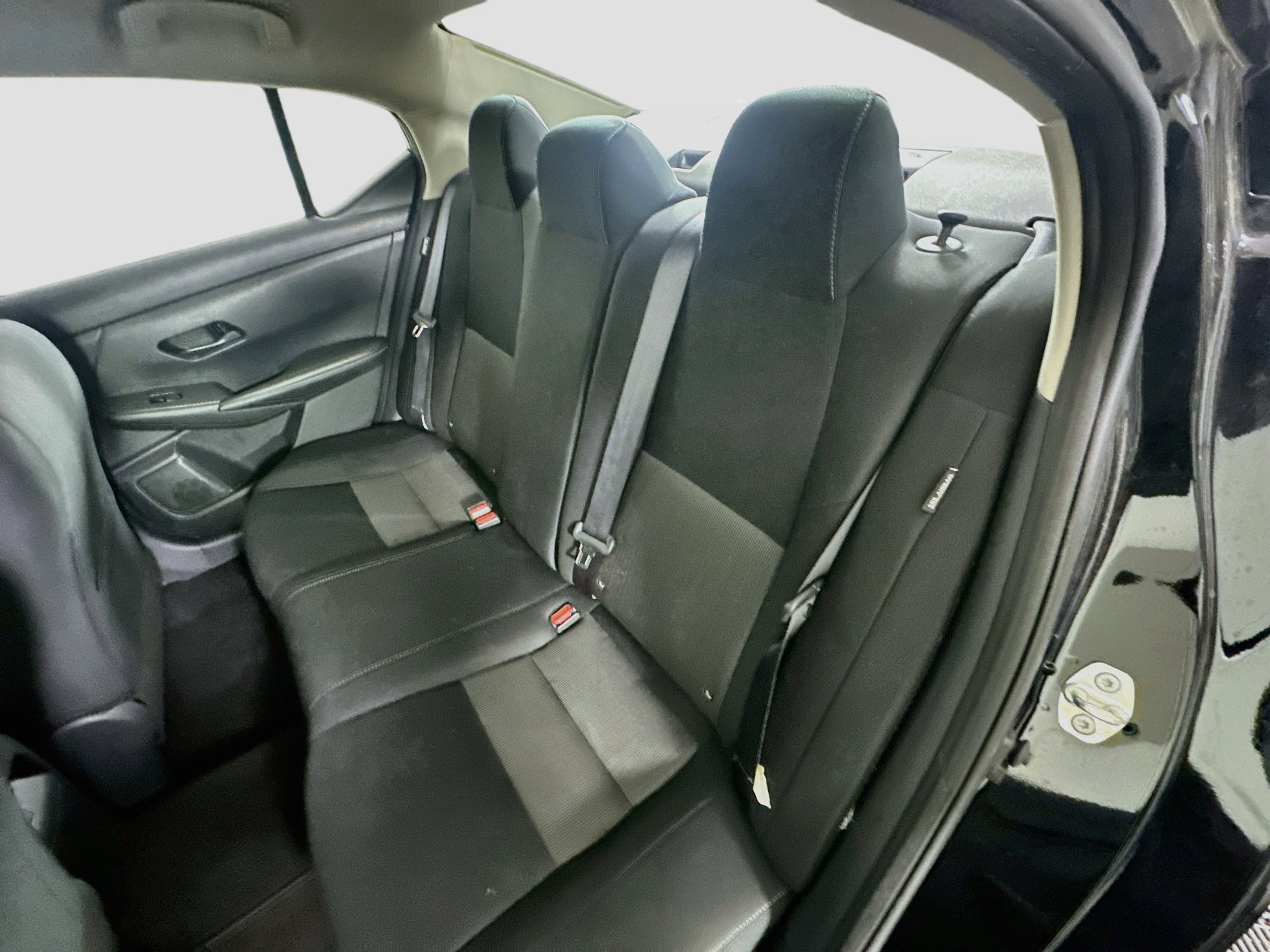 Used 2025 Nissan Sentra SV w/ All-Weather Package FWD image 26