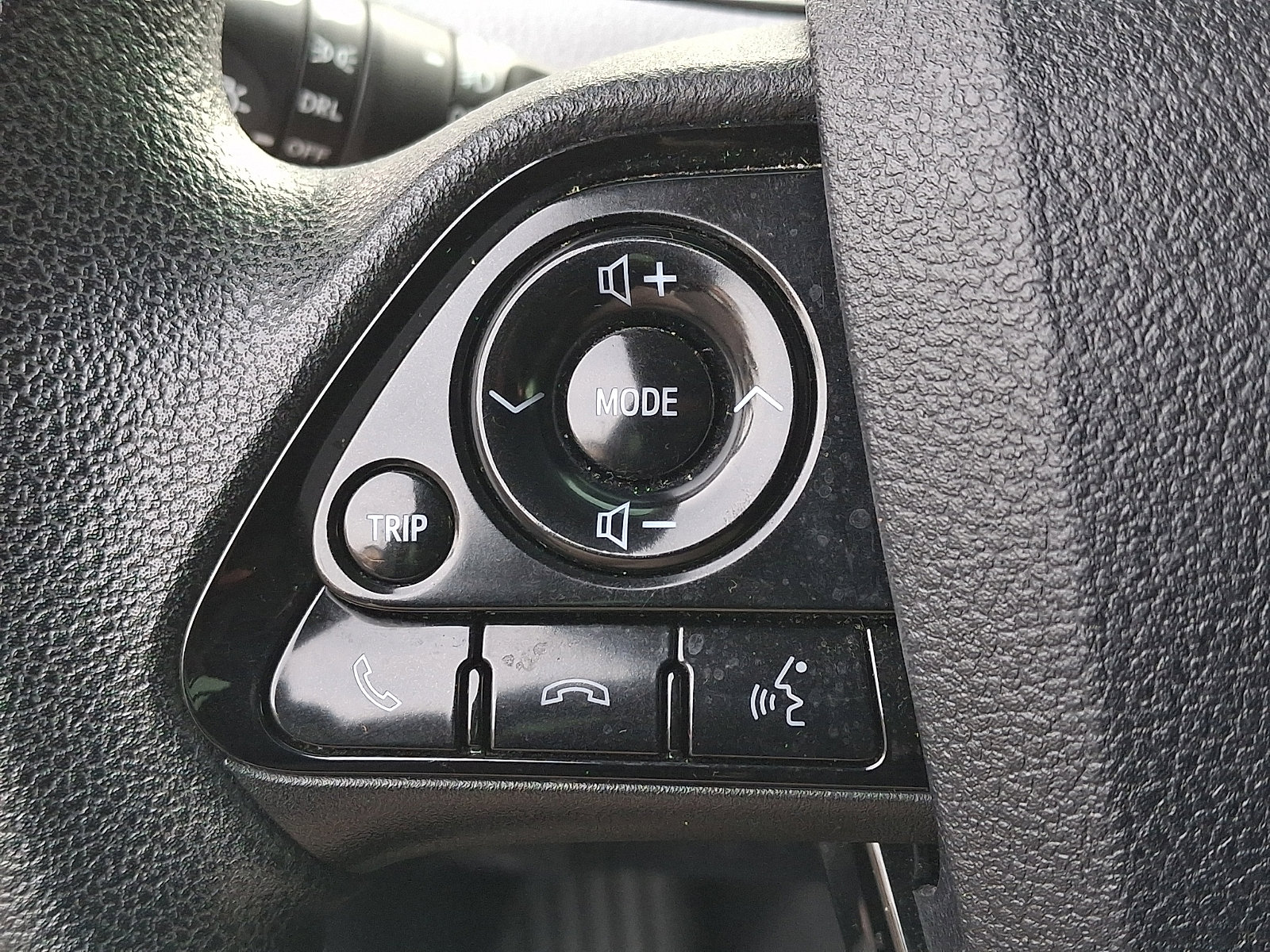 Used 2019 Toyota Prius LE image 21