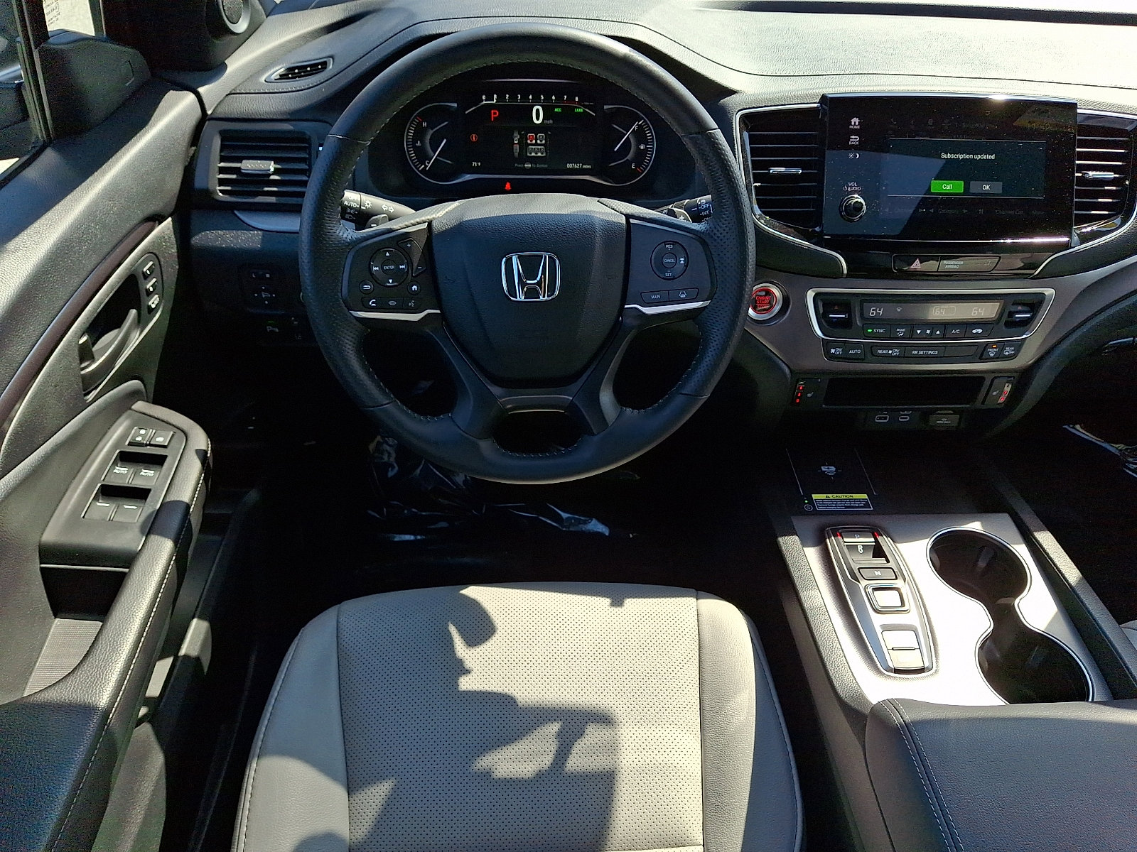 Used 2025 Honda Passport EX-L image 11