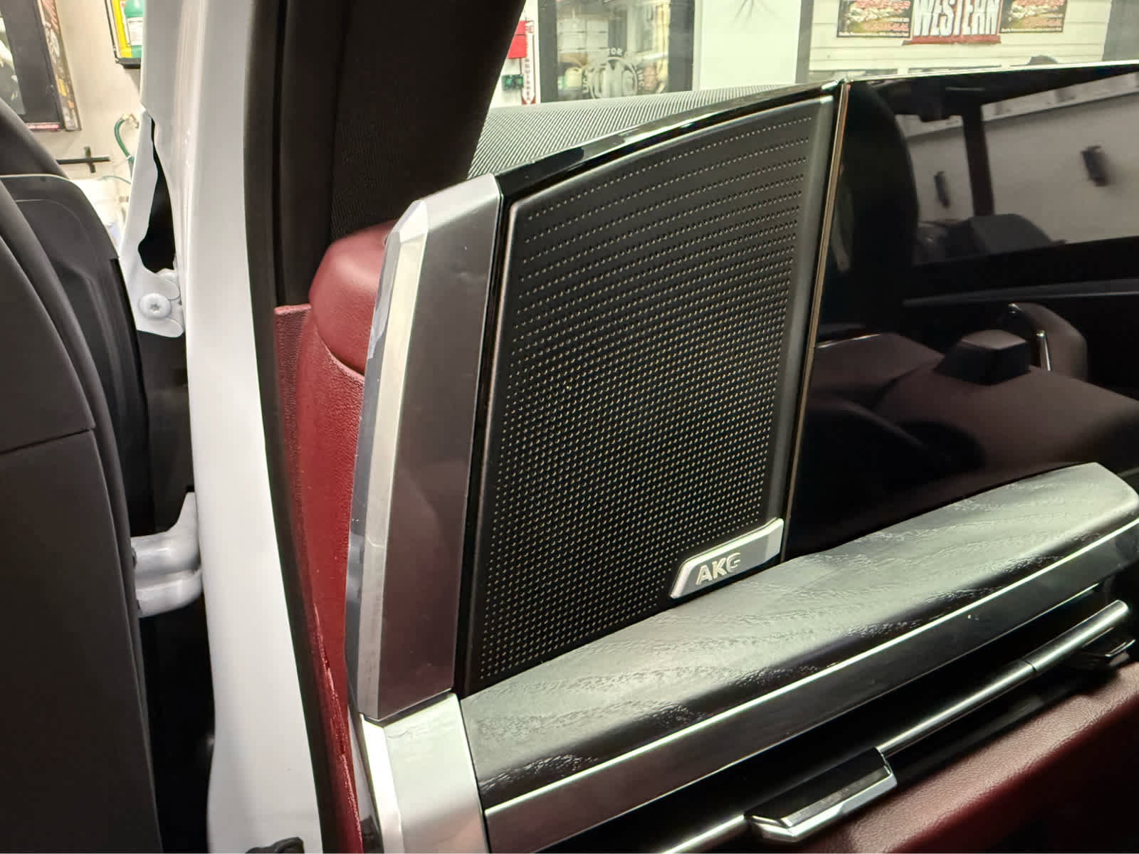 Used 2026 Cadillac Escalade Luxury w/ LPO, Floor Liner Package image 10