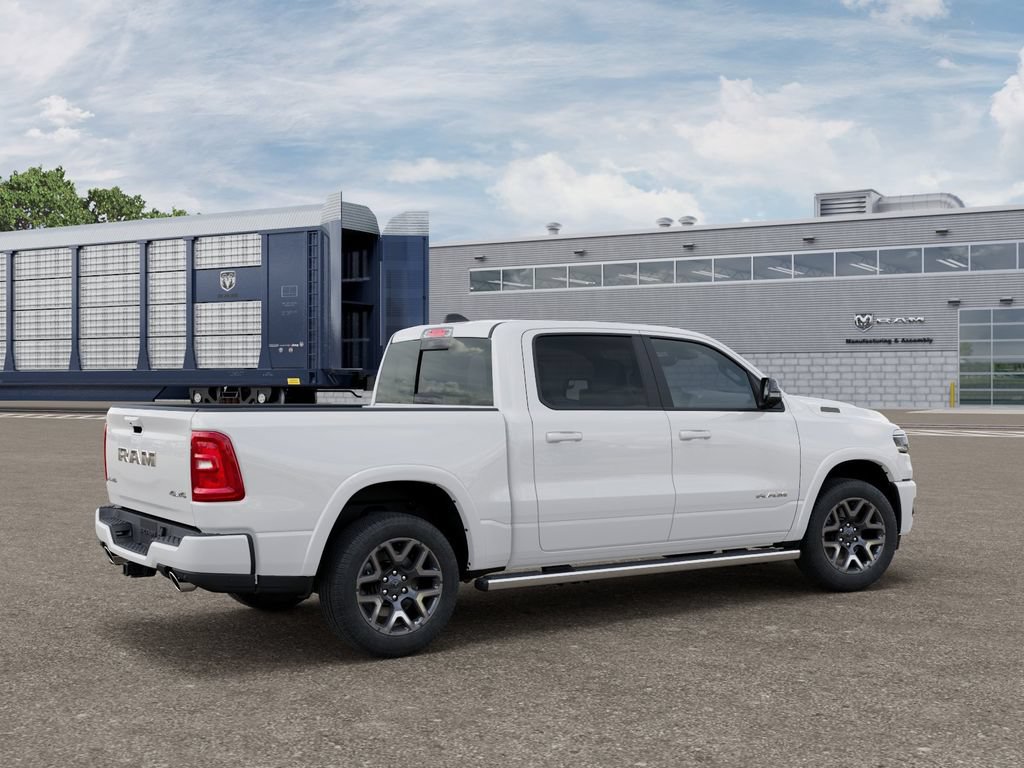 New 2027 RAM 1500 Laramie AWD/4WD image 4