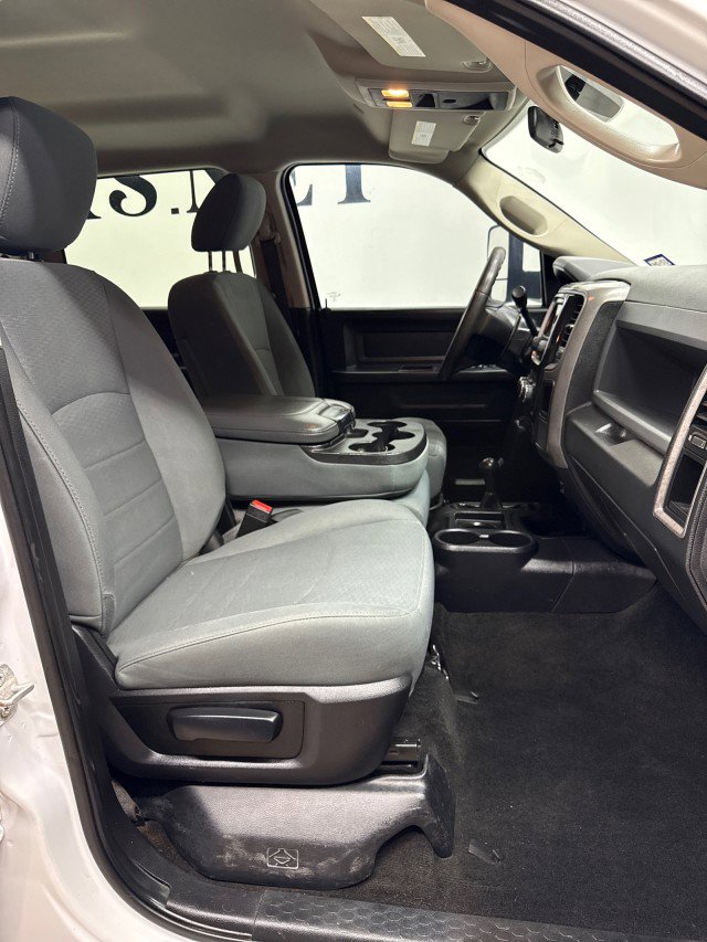 Used 2018 RAM 2500 Tradesman w/ Chrome Appearance Group image 22