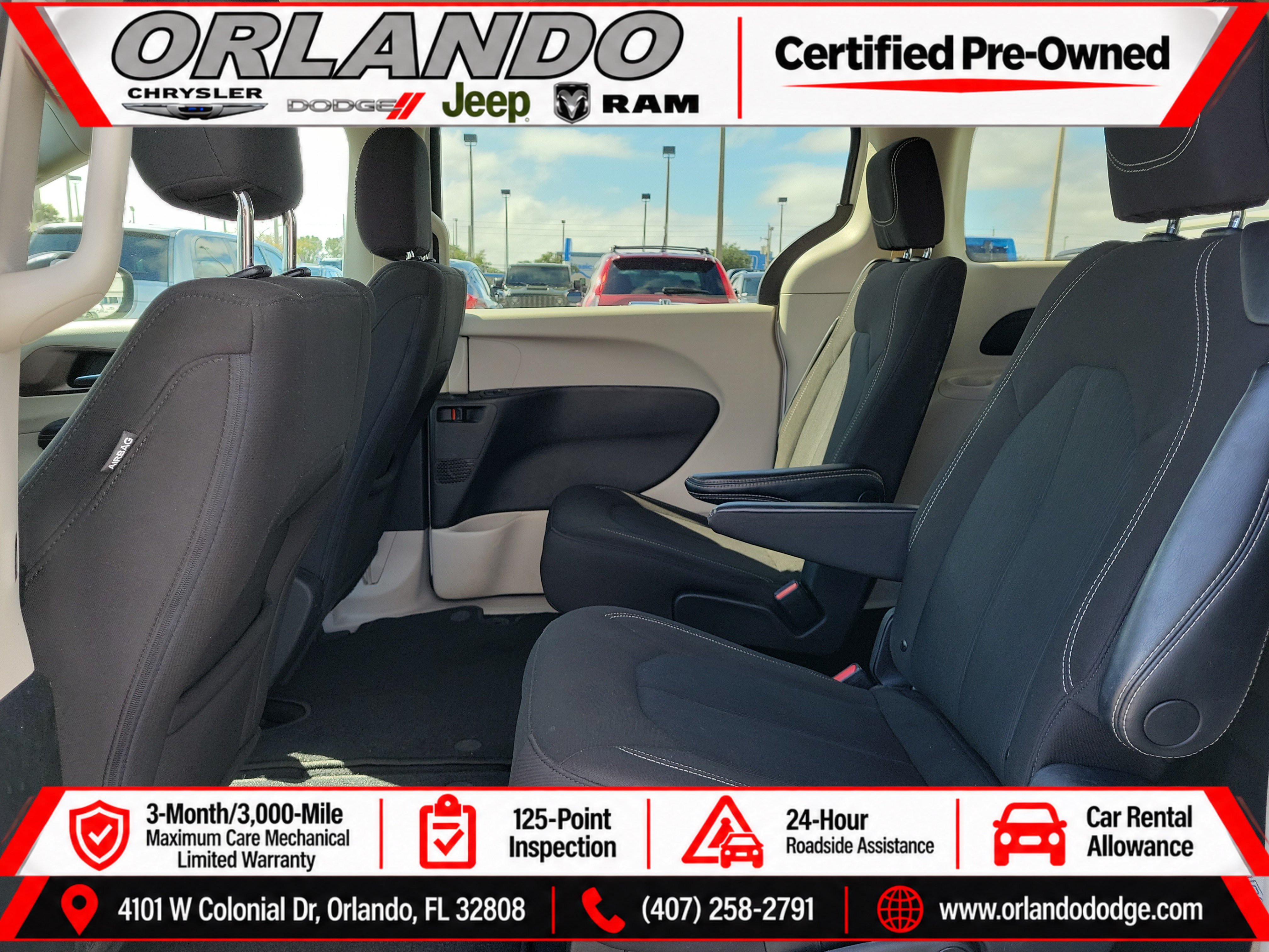 Used 2023 Chrysler Voyager LX FWD image 17