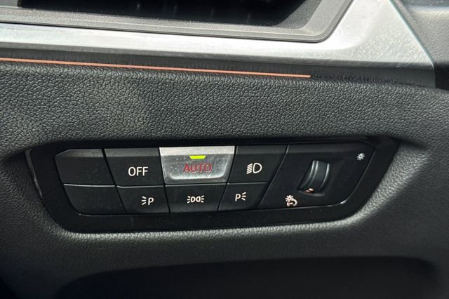 Used 2024 BMW 330i Sedan image 32