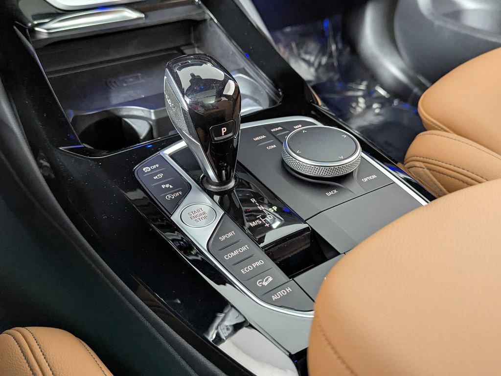 Certified 2024 BMW X3 xDrive30i w/ Premium Package image 38