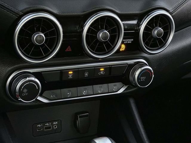 Used 2023 Nissan Sentra SV image 17