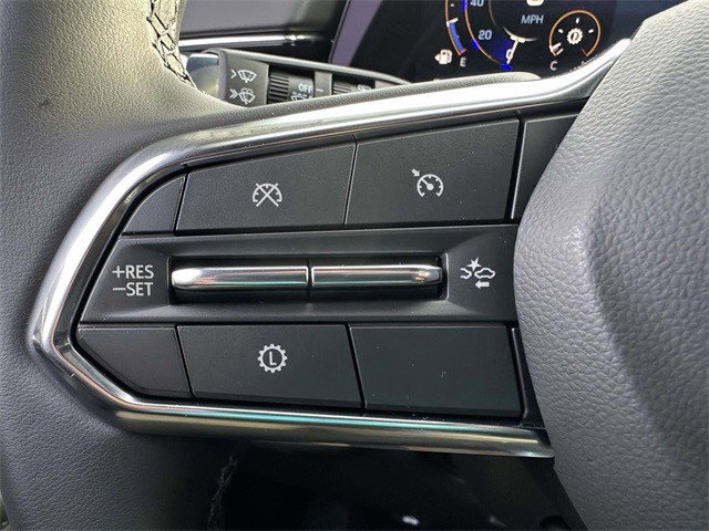 Certified 2025 Chevrolet Suburban LS w/ LPO, Dark Essentials Package image 30