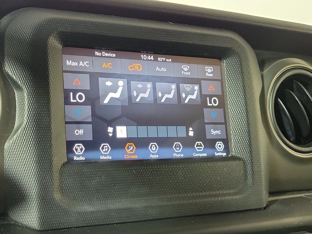 Used 2022 Jeep Wrangler Unlimited Sport AWD/4WD image 22