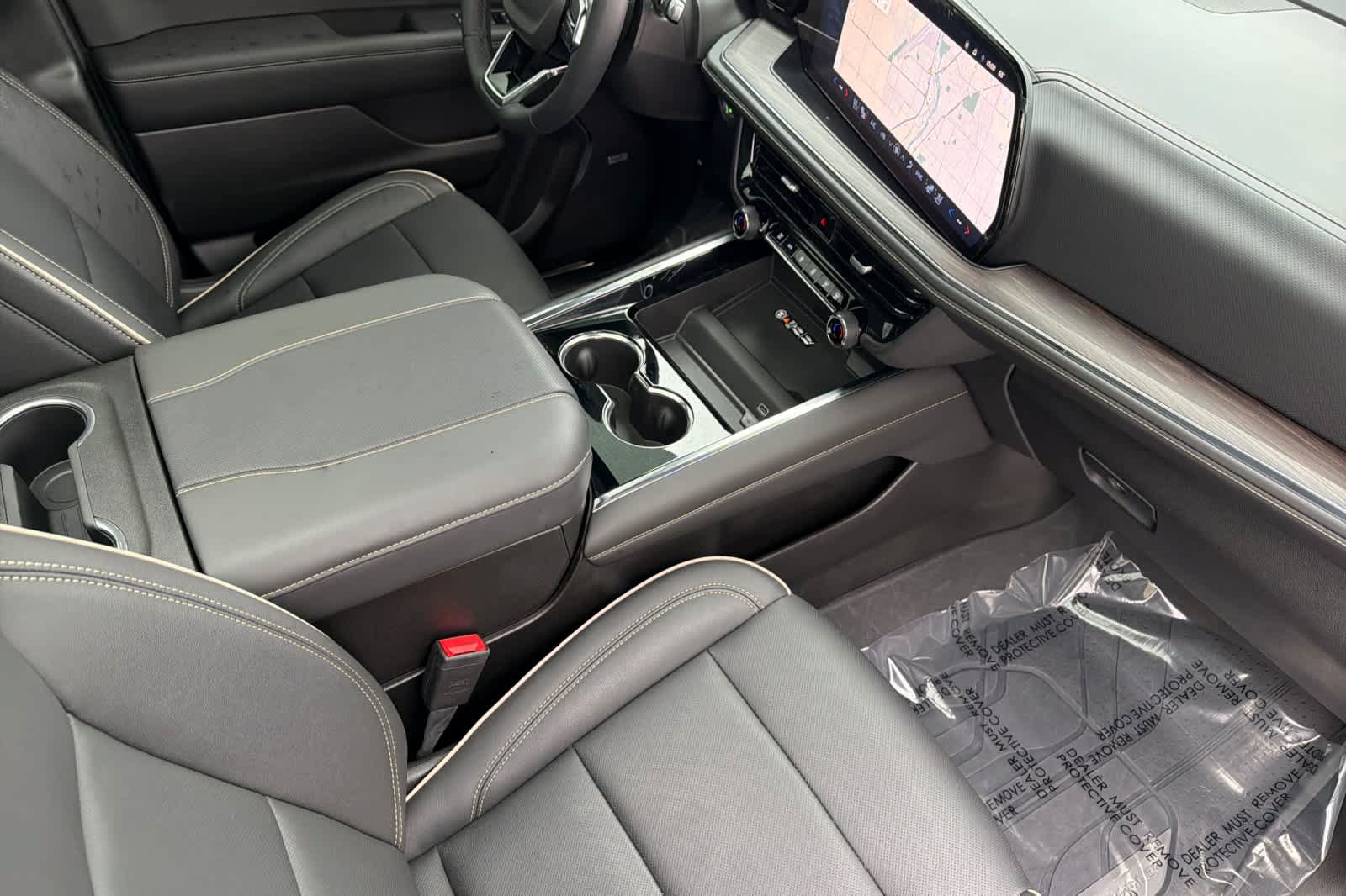 Used 2026 Chevrolet Tahoe Premier w/ Sun And Tow Package AWD/4WD image 15