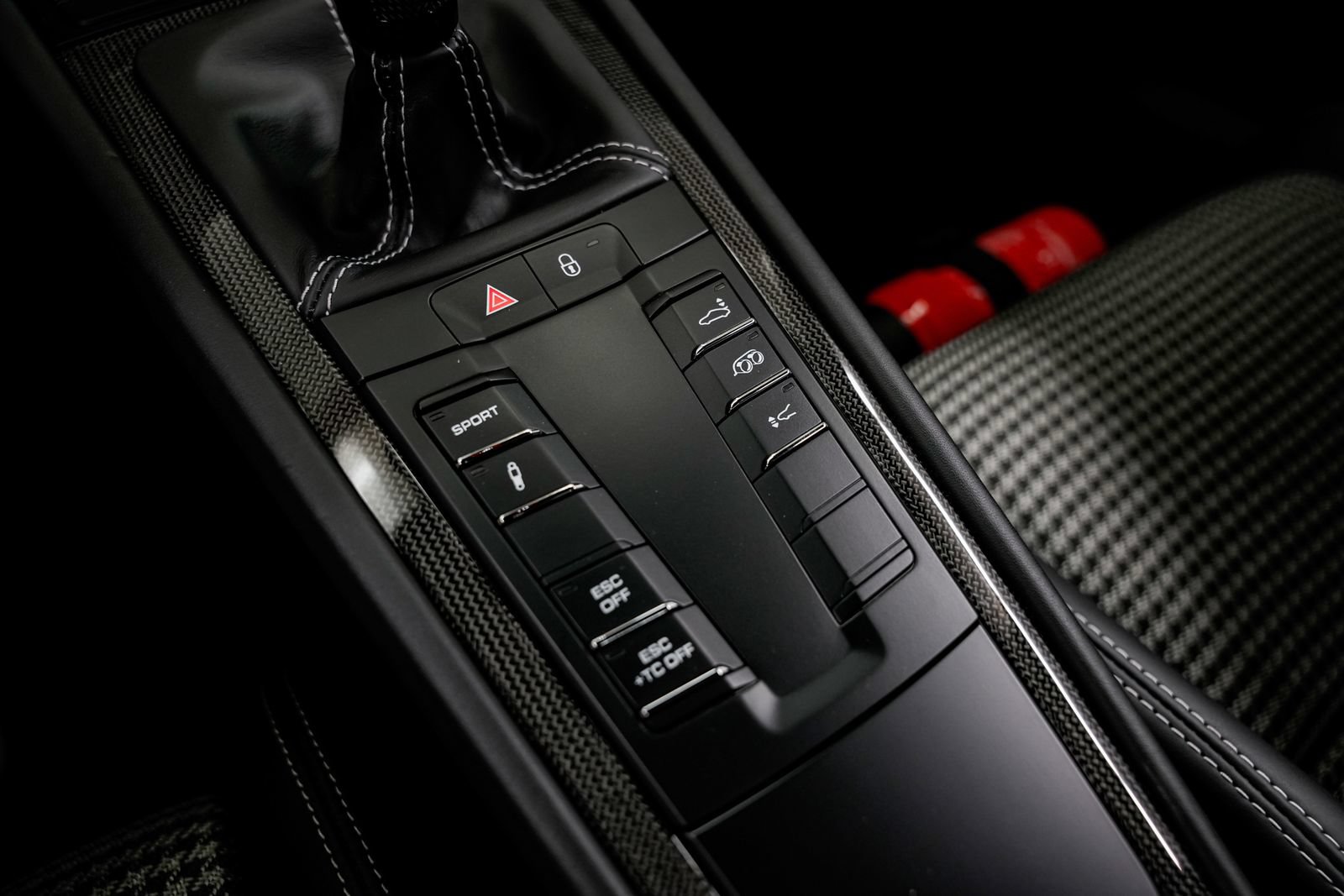 Used 2016 Porsche 911 R RWD image 17