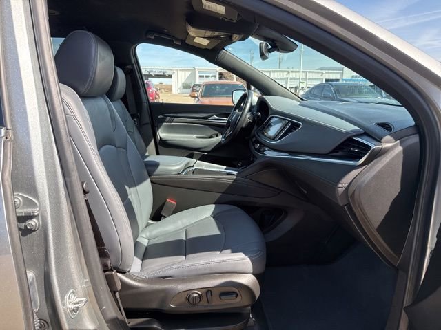 Used 2024 Buick Enclave Essence w/ Sport Touring Edition image 53